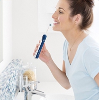 Oral-B Pro 5000 Cross Action Electric Rechargeable Toothbrush